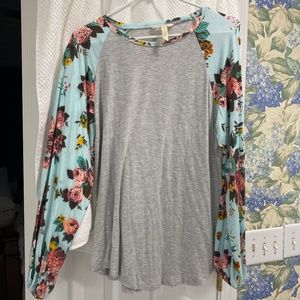 Size XL Matilda Jane Floral Baseball Tee